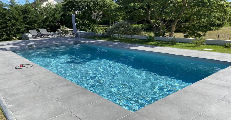 AJPISCINE 57 | AJ Piscine Votre spécialiste en pose d’étanchéité de piscine en PVC armé près de Saint-Louis et Guebwiller Mulhouse